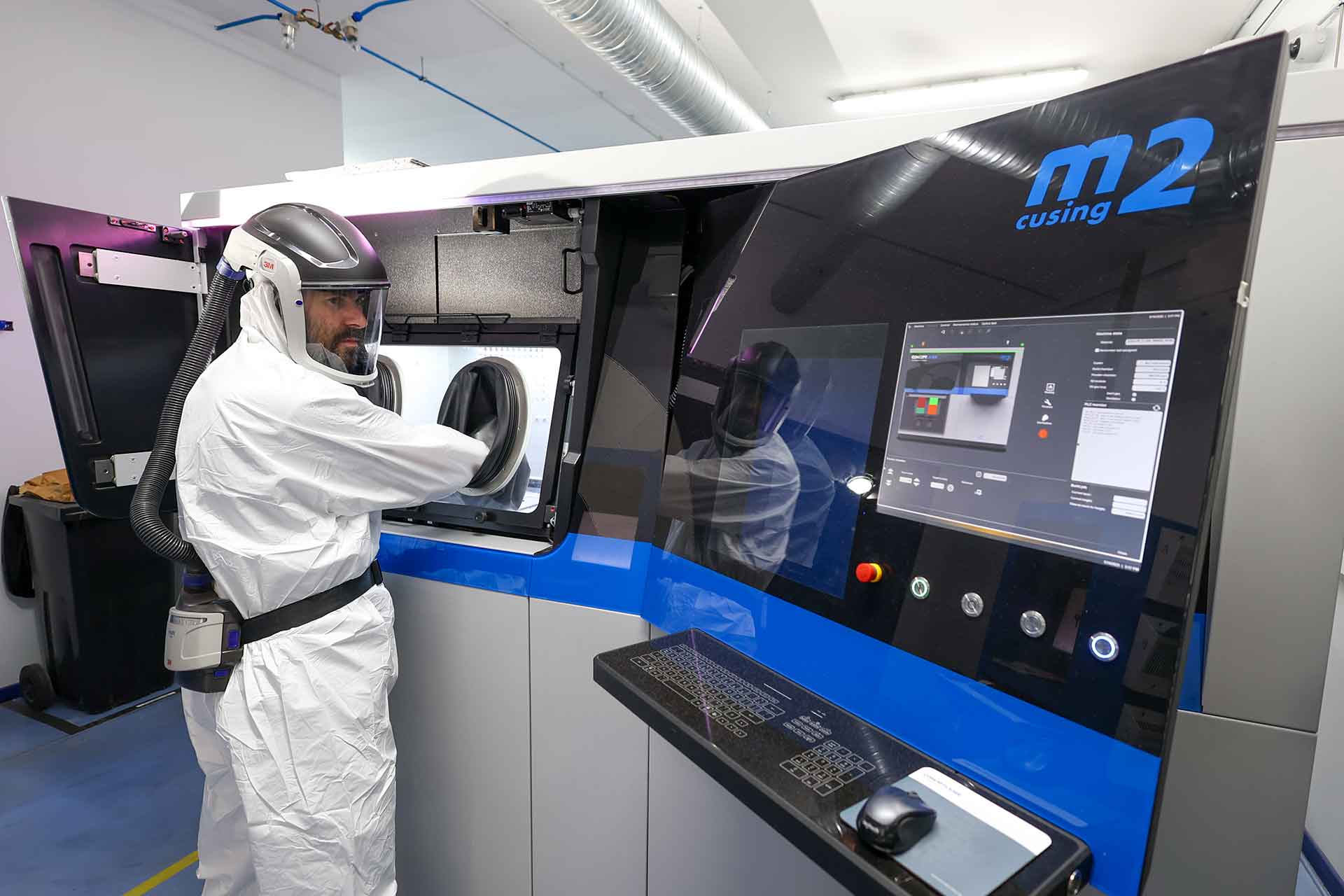 Unité de travail pour la fabrication additive sur lit de poudre en atmosphère contrôlée